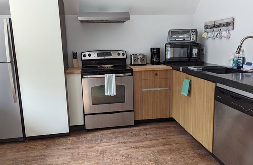 Sanford House | Converted 1800s Horse barn on 2 acres