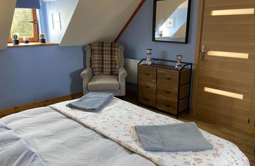 Saint-Merd-la-Breuille House | Converted Barn