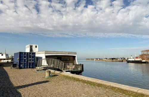 Stege House | Converted Island Ferry With Sea Access In Stege