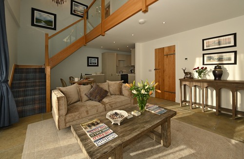 Murthly Cottage | Converted Luxury one Bedroom Steading