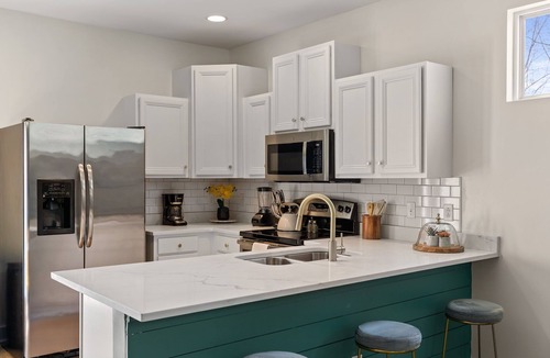 Antioch House | Convienent Craftsman