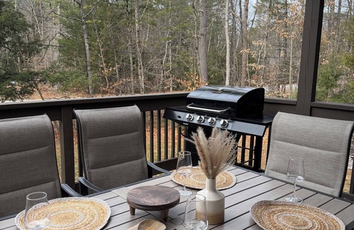 Birch Hill House | Conway Cozy Getaway Home