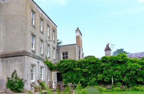 Wrexham Apartment | Cook's Flat