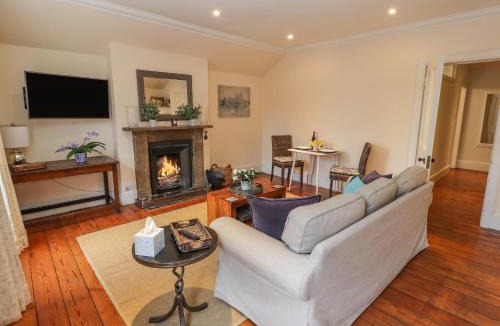 Wrexham Apartment | Cook's Flat