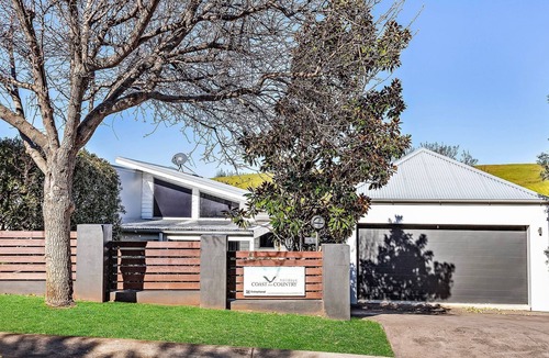 Gerringong House | Cooke's Haven - Ocean Views