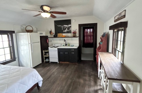 Cookson Cabin | Cookson Resort -Tenkiller Cabin #4