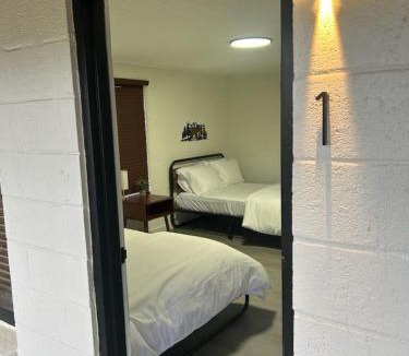 Cookson House | Cookson Resort - Tenkiller Cabin 2