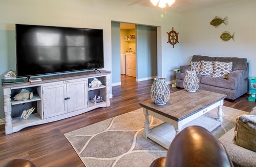 Cookson House | Cookson Vacation Rental w/Spacious Yard & Porch!
