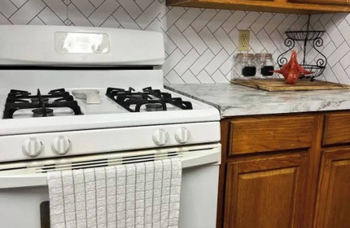 Ferndale Apartment | Cool apartment with AC in charming Little Rock