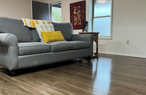 Ferndale Apartment | Cool apartment with AC in charming Little Rock