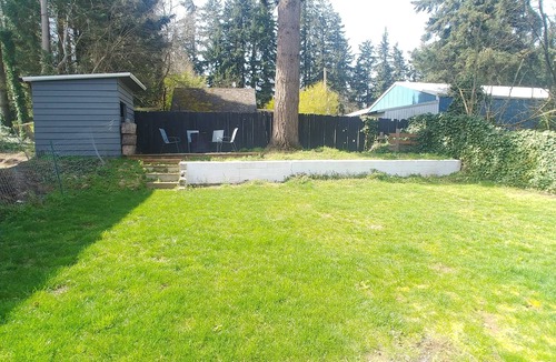 Lincoln House | Cool Mid-Century Bungalow!