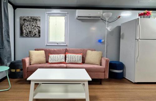Valinda Resort | Cool Modern Container House