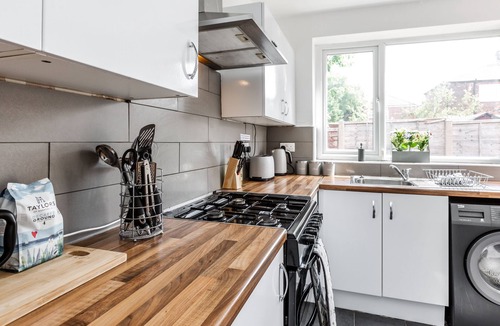 Clayton House | Cool Spot - Etihad - Coop Live