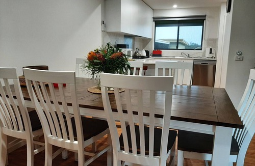 Mallacoota Cottage | Coola cottage amongst a koala corridor