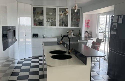 Banora Point House | "Coolangatta's Seaview Compound" on the Tweed