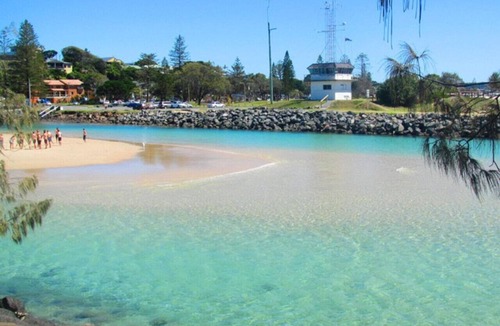 Banora Point House | "Coolangatta's Seaview Compound" on the Tweed