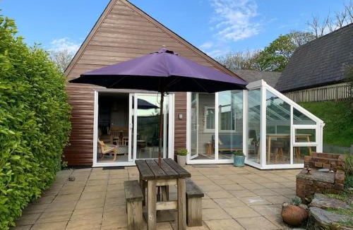 Bude Ski Chalet | Coombe Corner Cornwall