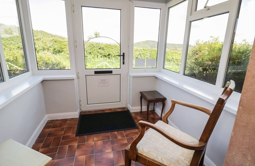 Carlisle Cottage | COOMBS VIEW, pet friendly, with open fire in Armathwaite