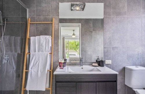 Upper Coomera House | Coomera Escape | BBQ | New Listing