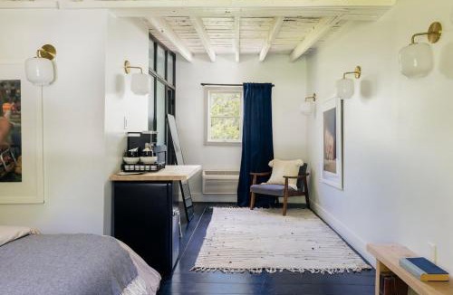 Jeffersonville House | Coop 002