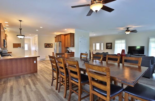 Cooperstown House | Coop Diamonds Sunrise Estates II - Private bathrooms, Heated Pool, 5 miles to DP