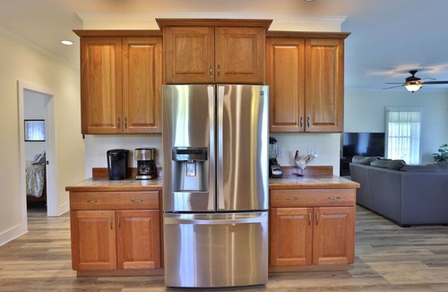 Cooperstown House | Coop Diamonds Sunrise Estates II - Private bathrooms, Heated Pool, 5 miles to DP