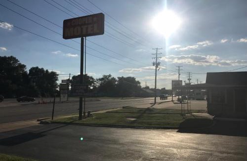 Tuscola Hotel | Cooper Motel Tuscola