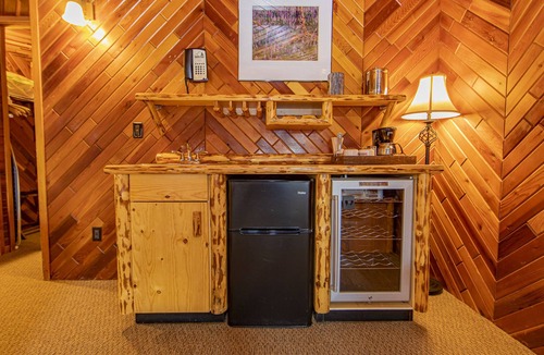 Mount Hood Hotel | Cooper Spur Mountain Resort