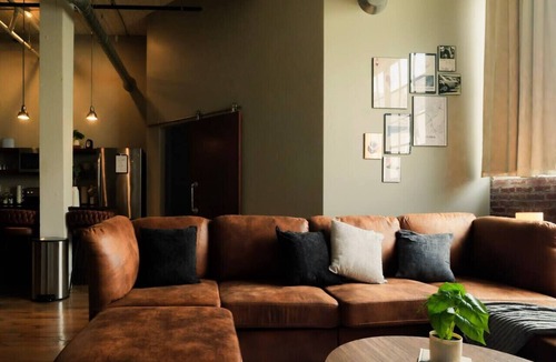 Peoria Apartment | Cooperage 214 | 2BD Boutique Loft Stay