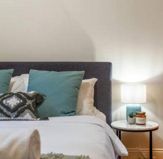 West Croydon Villa | Coopers Cottage - Spacious Pool Escape with Studio