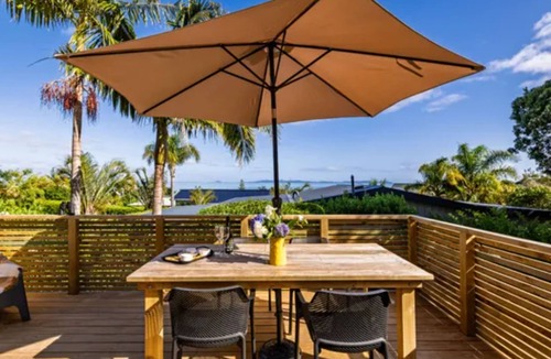 Coopers Beach House | Coopers Perch - Coopers Beach Couples Retreat