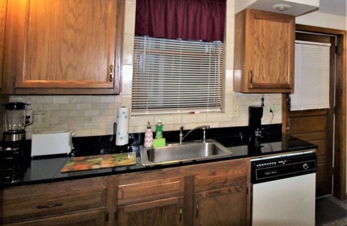 Oneonta Apartment | Cooperstown Baseball Rentals - Championship #1