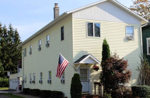 Oneonta Apartment | Cooperstown Baseball Rentals - Championship #1