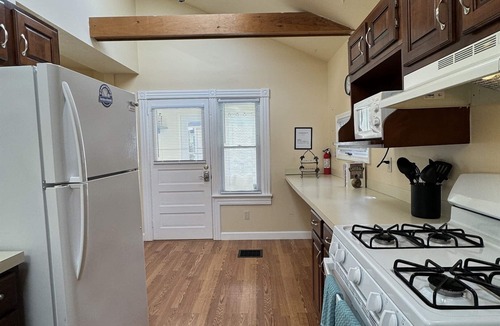 Cooperstown House | Cooperstown Cottage - 2 miles to Cooperstown Dreams park - with a pool!