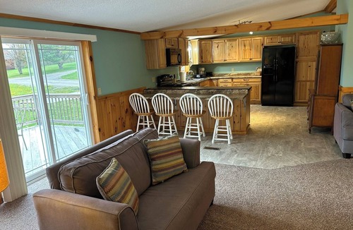 Milford House | Cooperstown Double Play Cabins Ranch Near Baseball