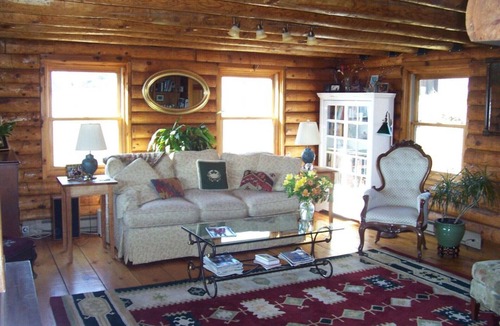 Cooperstown House | Cooperstown Dreams Park Log Home weekly rental