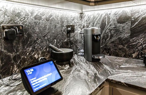 Kelvinbridge Apartment | #COP26 Glasgow's most desirable address