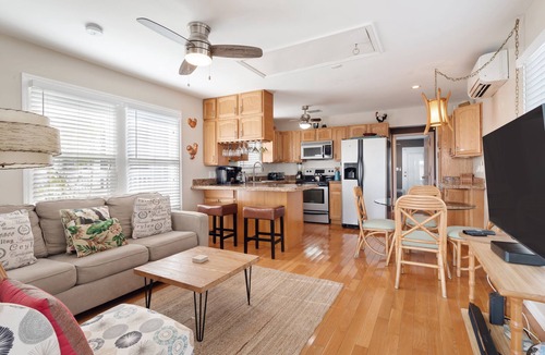 Old Town Cottage | ~ COPA CABANA ~ Classic Key West cottage just a stone’s throw from the water.