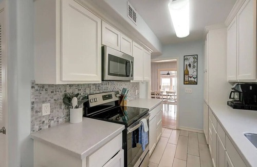 Bayside House | Copano Bay Retreat- Pool & Fishing Pier