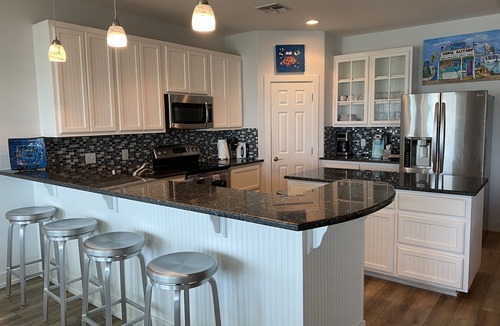 Rockport House | Copano Bayfront Home w 385' private pier w night lights!