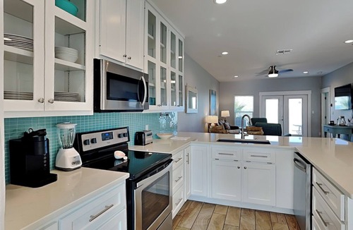 Rockport Condo | Copano Breeze by Miss Kitty’s