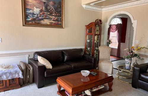 Greensboro House | Copeland Castle