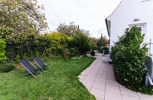 Vanlose Condo | Copenhaguen: Basement apartment🏡 Classic Danish villa