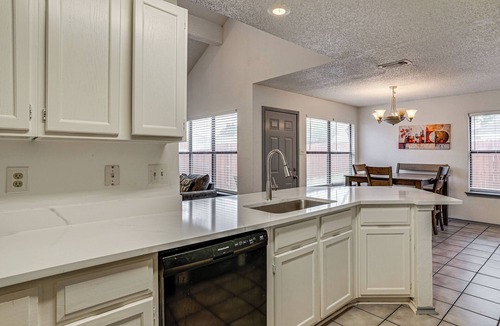 Coppell House | Coppell Corporate Stay: Near DFW, Schools & Parks