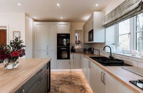 Guilsfield Cottage | Copper Beech Cottage