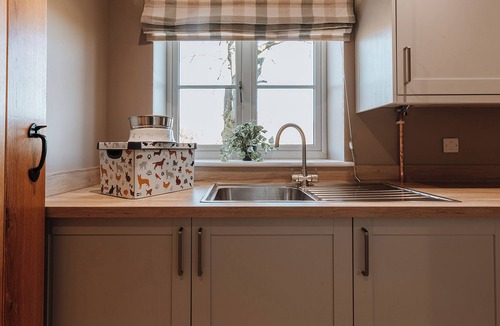 Guilsfield Cottage | Copper Beech Cottage