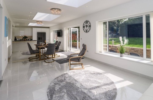 Barnsley Cottage | Copper Coin