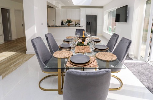 Barnsley Cottage | Copper Coin