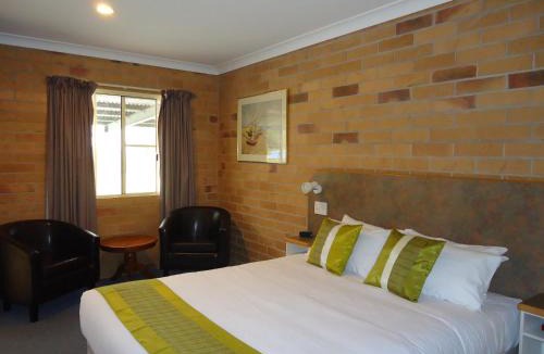 Nanango Hotel | Copper Country Motor Inn