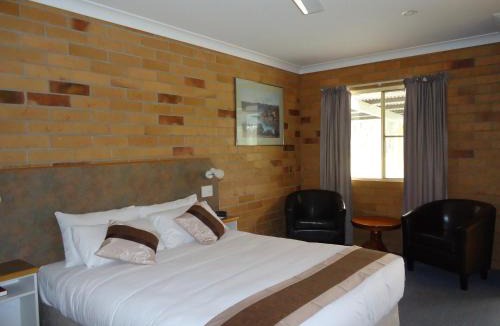 Nanango Hotel | Copper Country Motor Inn